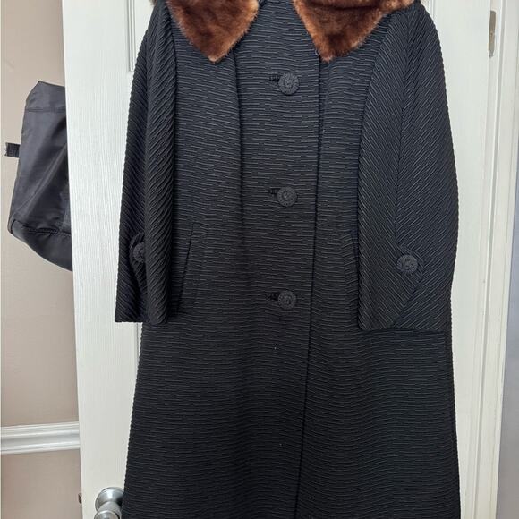 Black Coat with Brown Fur Collar - Picture 1 of 4